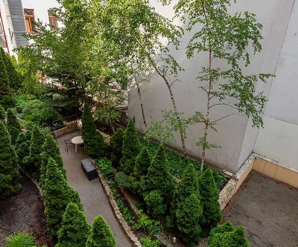 Pesti Apartment&free Parking Apartmán *
