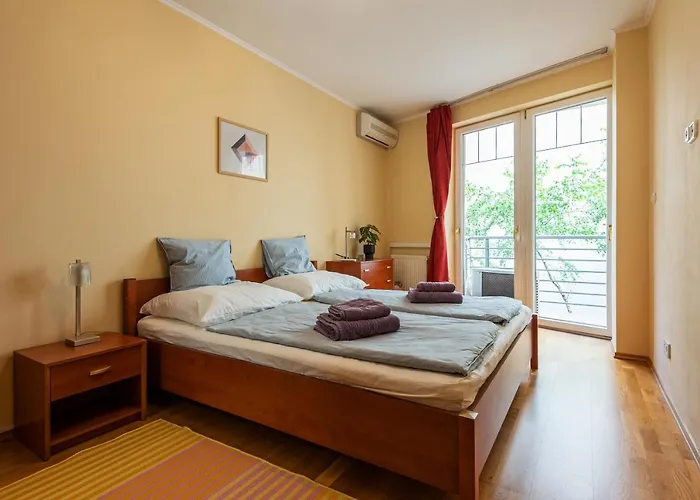Pesti Apartment&free Parking Apartmán