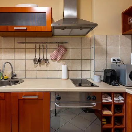 Pesti Apartment&free Parking شقة بودابست